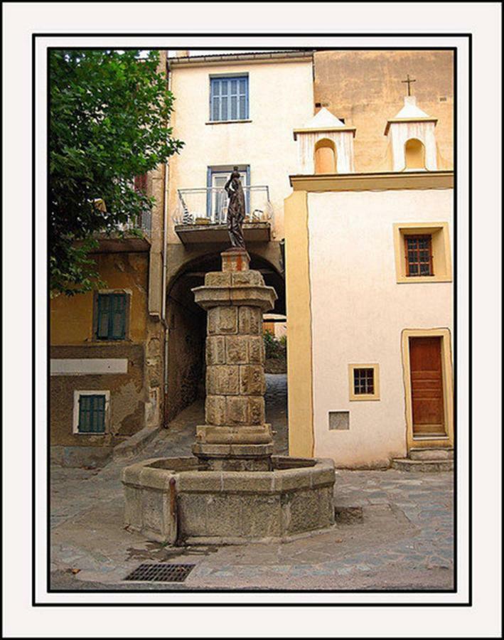 Charmant F2 Dans Joli Village Corse Omessa Exteriér fotografie
